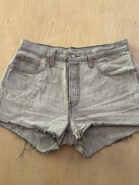 Levi's Light Gray Frayed Hem Women's Denim Shorts
